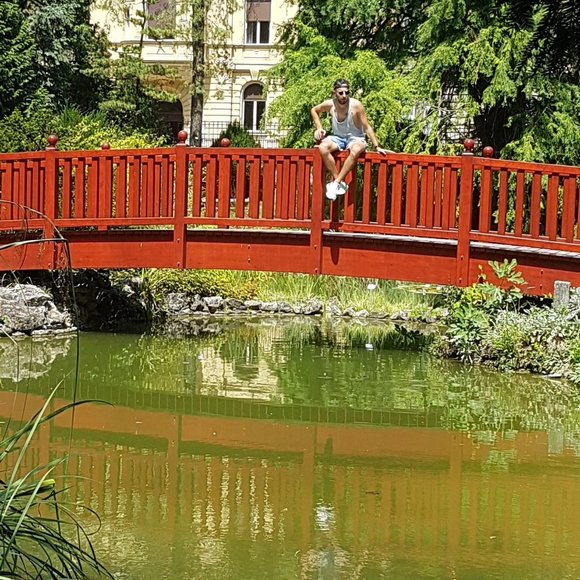 Meet your Posher, François - Picture 2 of 2